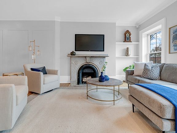 5th image of 69 Rutland St #3