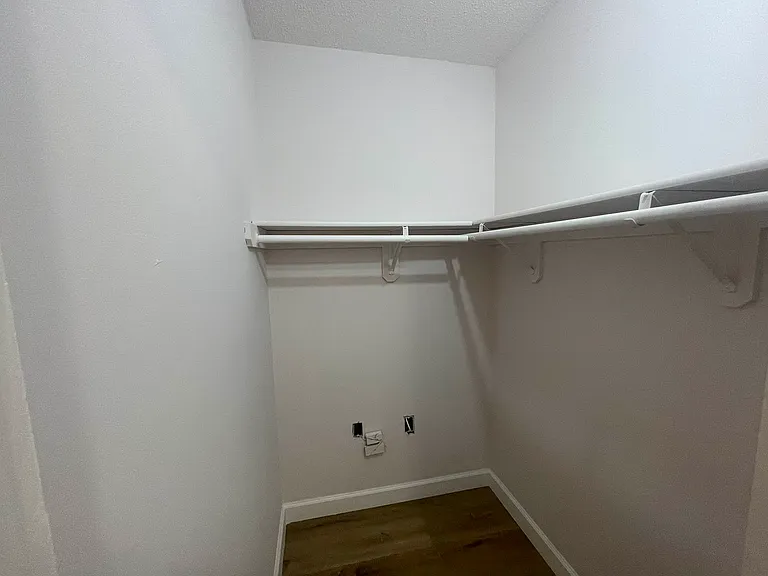 1443 5th Ave #3 — Photo 8