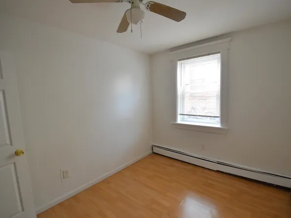 169-171 Avenue F image 9 of 15