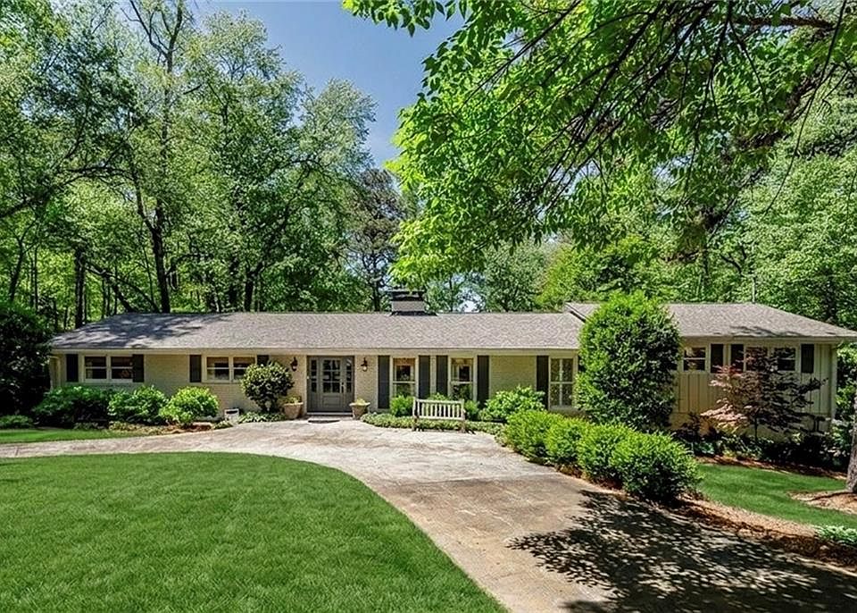 1st image of 1424 Ridgeway Dr NW