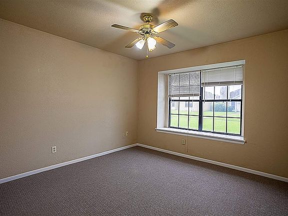 4th image of 1554 Bryant Way