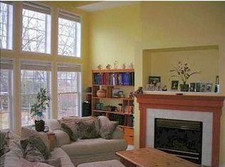50651 Glenshire Ct, Granger, IN