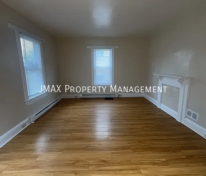 2445 Maryland Ave NW #1 — Photo 3