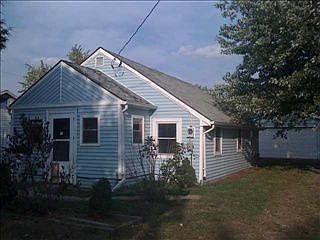 2nd image of 1157 Milroy St