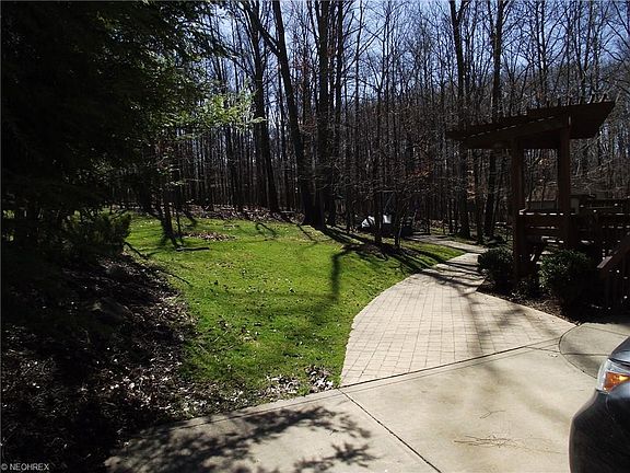 3rd image of 9720 Royal Valley Dr