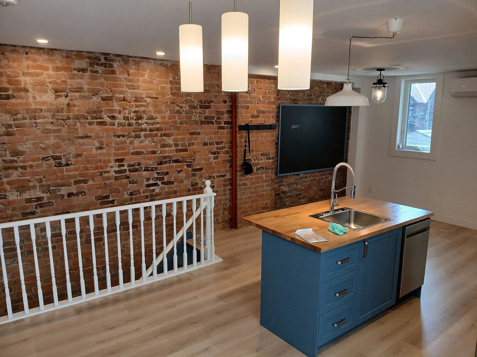 1 bed, 630 sqft, $2,400 — Photo 3