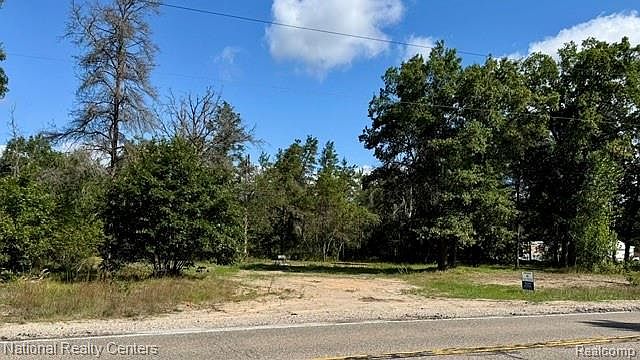 2nd image of 3740 W North Down River Rd