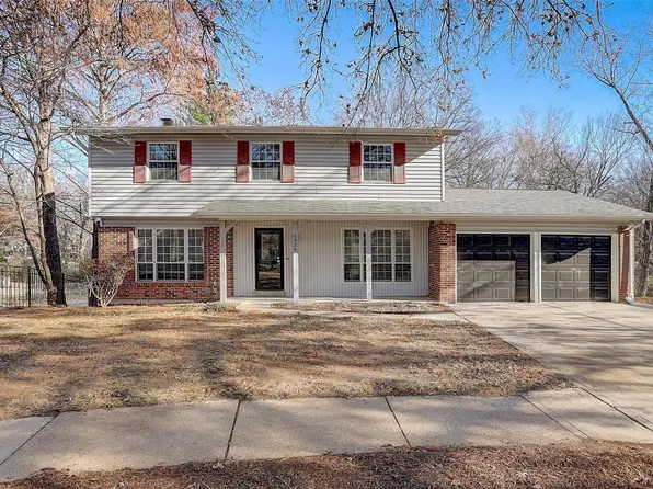 5976 Shortleaf Ct, Saint Louis, MO 63128