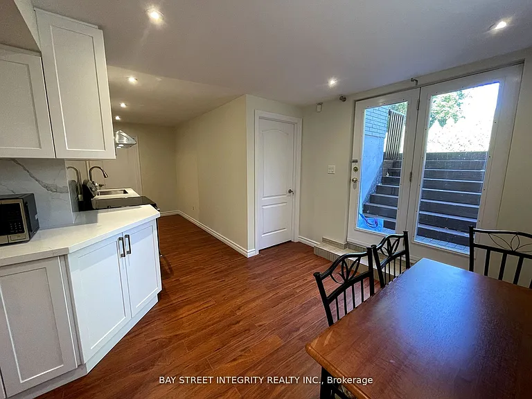 320 Drewry Ave #BASEMENT — Photo 6