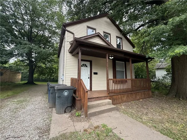 396 E Voris St, Akron, OH 44311