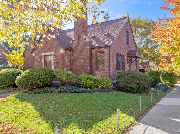 300 Meridan St, Dearborn, MI 48124