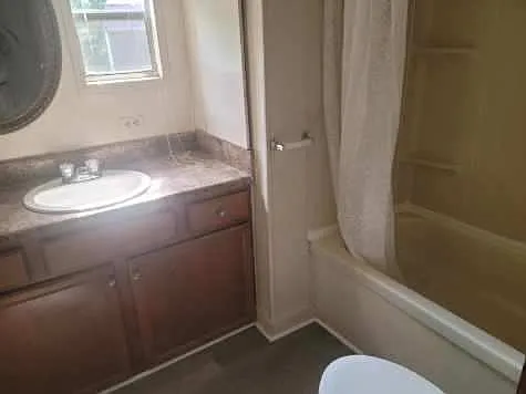 7433 Layton Dr — Photo 3