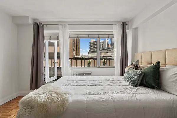 Rented by Douglas Elliman | media 3