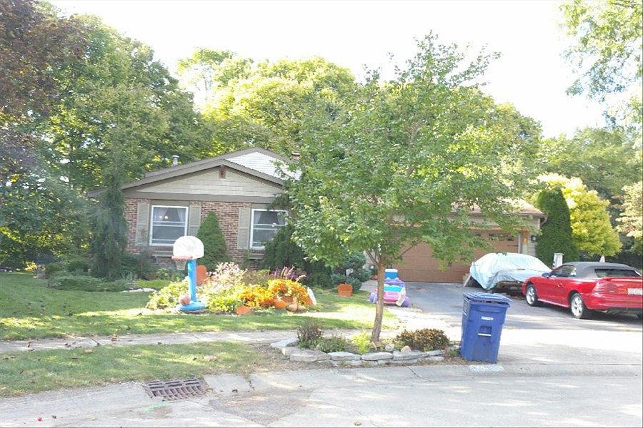 1st image of 3276 Rossbury Ct
