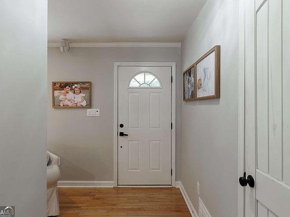 2nd image of 115 Riverhill Ct