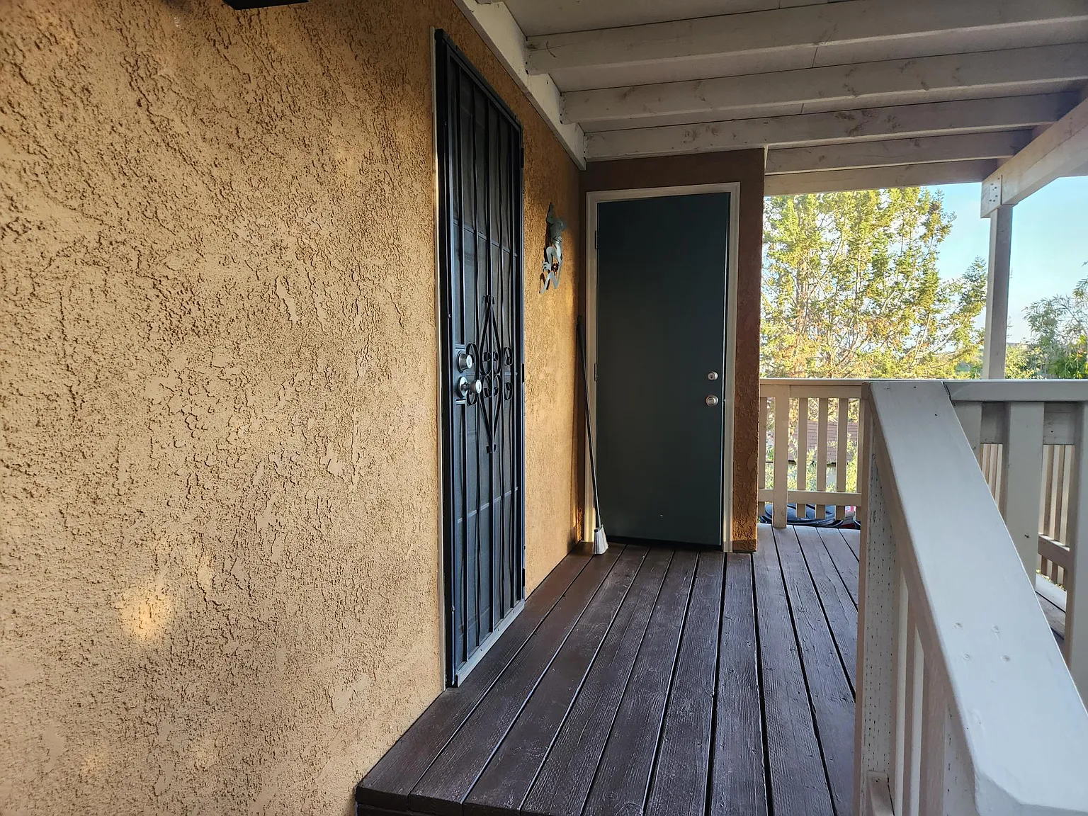 Studio, 400 sqft, $1,650 — Photo 2
