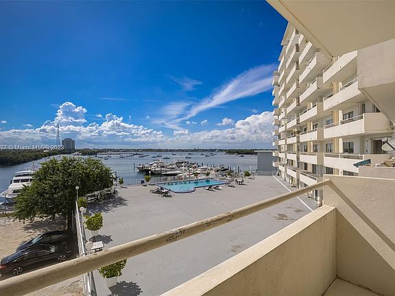 4th image of 7904 West Dr APT 305