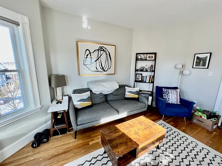 61 Wenham St #2 — Photo 9