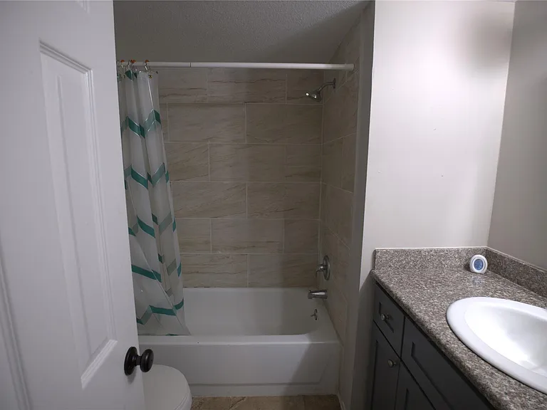 4444 Victory Dr #1208 — Photo 15