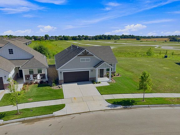 4th image of 306 W Boxthorn Dr