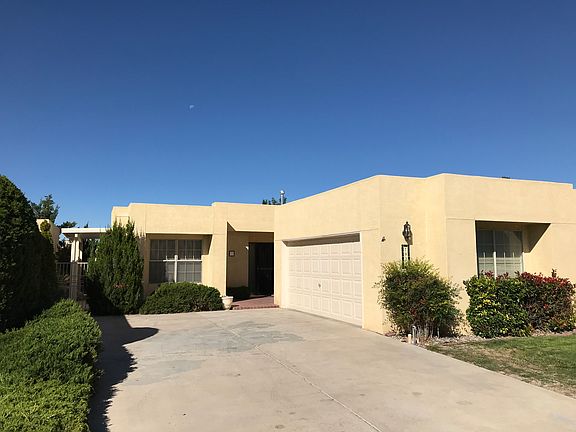 2nd image of 7929 Woodleaf Dr NE