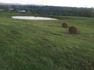 6726 Paint Lick Rd, Paint Lick, KY 40461