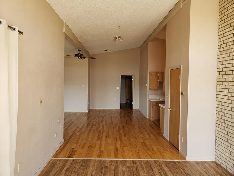 1598 Arland Rd — Photo 11