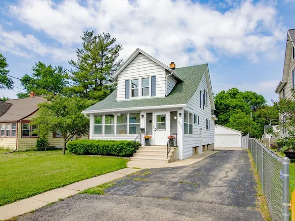 519 Robert STREET, Fort Atkinson, WI 53538