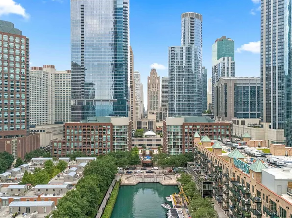 440 N McClurg Ct APT 805, Chicago, IL 60611