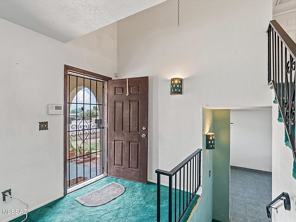3rd image of 7770 N Soledad Ave