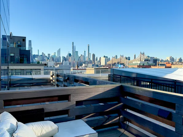 3 Court Square image 8 of 19