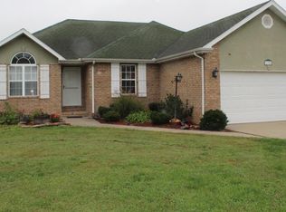 195 Creekview Rd, Clever, MO 65631