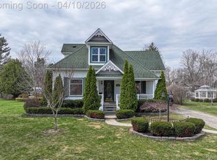 9272 Maple St, Fostoria, MI