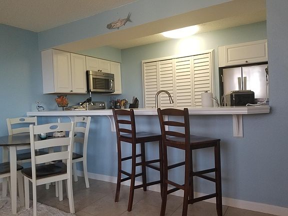 2nd image of 3930 S Roosevelt Blvd APT 402W