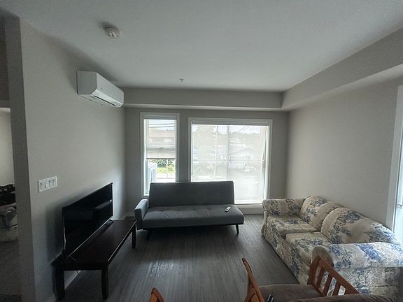 2nd image of 488 Garden St #1495948