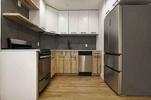 773 Lexington Ave #1F