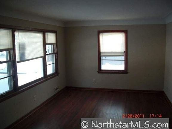 3rd image of 2373 Nokomis Ave