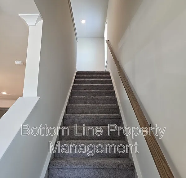 2000 Harlequin Dr — Photo 19