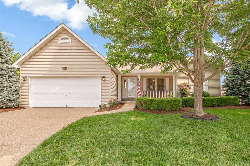 4063 Jessica Dr photo 1