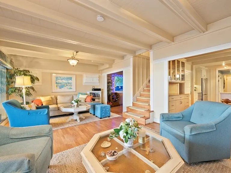 1128 E Balboa Blvd — Photo 42