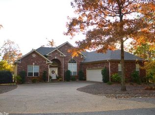 35 Fachado Dr, Hot Springs Village, AR 71909