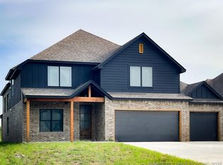 2402 E Northampton St, Broken Arrow, OK 74014