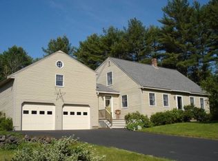 11 S Branch Dr, Gorham, ME 04038