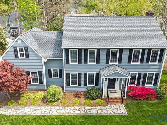 3rd image of 11812 Crown Prince Cir