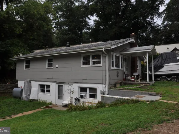 105 Groveville Rd, Chesterfield, NJ 08515