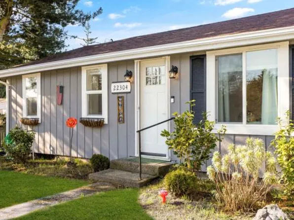 22304 76th Ave W, Edmonds, WA 98026