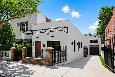 994 East 54th Street  image 1 of 24