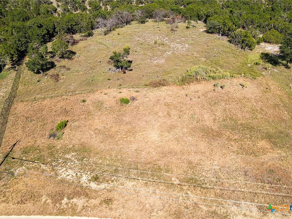 2nd image of 1029 Magnolia Rd