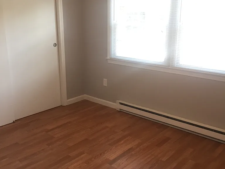 80 Locust Avenue — Photo 24
