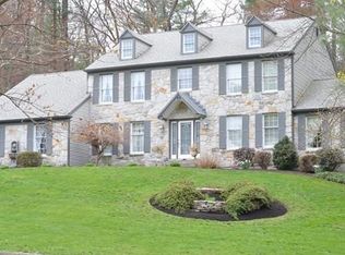 46 Dover Cir, Franklin, MA 02038